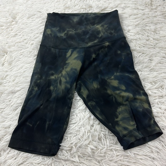 Lululemon Align Super High Rise Short Diamond Dye *10" Diamond Dye Graphite Grey - Picture 1 of 5